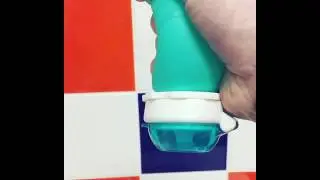 Squeasy Gear: really anti-spill and no leak!