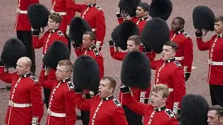 La Guardia Real Británica rinde tributo a Carlos III