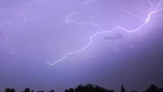 4K Slow-Motion vs Normal Speed Lightning Bolts