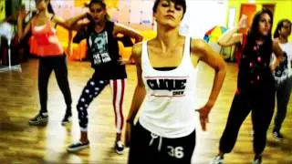 CLIQUE CREW (BAHIA DANCE SCHOOL)