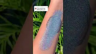 DSCO Holographic Silver Glitter Gel  #slayfirecosmetics #glitter #glittergel #eyeshadow