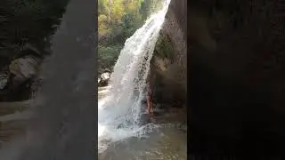 Nature shower at Mae Sa waterfall Chiang Mai 🇹🇭Thailand 💙things you have to do here✌️