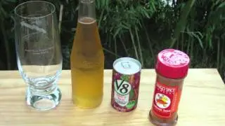 Пряное холодное красное пиво