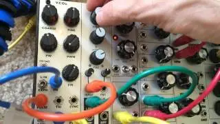 Обзор демонстрации звука VCOb Bubblesound Osc и Intellijel uVCF