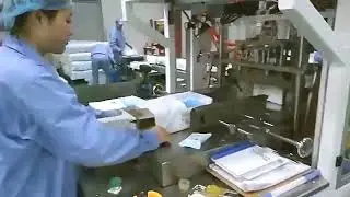 semi automatic adult diaper packaging machine