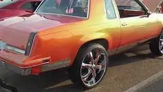 Возмутительный Oldsmobile Cutlass North Mississippi Whipz Car Show