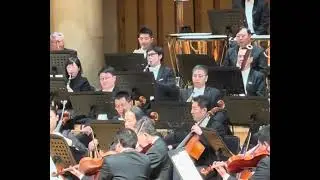 Jiawei Zhang plays the clarinet solo of Mendelssohn: The Hebrides Overture