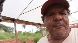 Colocando areia na bancada 
