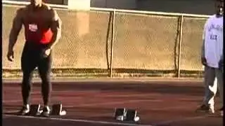 Bodybuilder and Sprinter  Beg 60 metrov