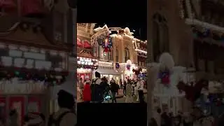 Disney's Main St. Christmas Day #shorts