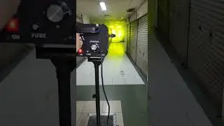 Followspot / lampu sorot panggung 230watt bonus hardcase & stand utk pernikahan/pertunjukan panggung