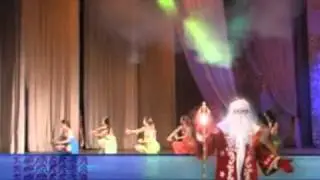 Начало новогоднего концерта. Пример.