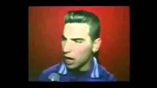 Θρυλική συνέντευξη με ένα raver!
