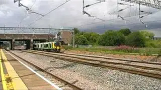 trains an tones at tamworth station 9/7/09 part 1 of 3