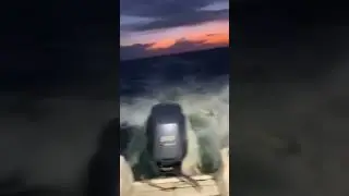 Boat Crew Films TERRIFYING Siren Pack Chasing ThemReal Recording! #siren#mermaids #mermaid#sea#ocean