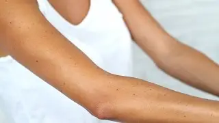How To Turn Any Moisturizer Into A Self-Tanner