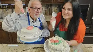 Monday Mang&eacute;: Fancy Cake Borders & Roses