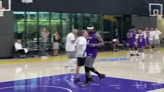LeBron James wearing the No. 6 on Lakers' practice in Orlando Bubble 2020