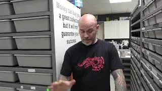 How I Feed My Ball Python Collection at the snake facility!!  1200 + Rats!!