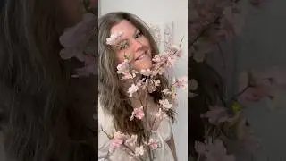 Turning the calendar page May 2025 🌸