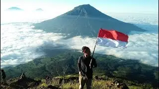 Gunung Sindoro (tracking terjal bikin kesal)