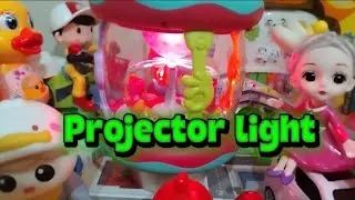Satisfying rotating projector animals toys