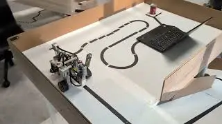 Lego mindstorm line following robot