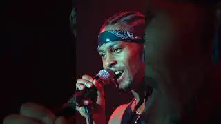 R&B Singer D'Angelo Has Passed Away at the Age of 51 #dangelo #neosoul