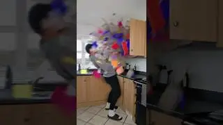 Opening the tupperware cupboard be like 😩...