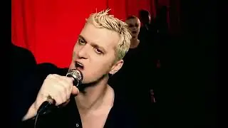 Chumbawamba - Tubthumping