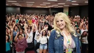 Bienal 2017 - Abbi Glines