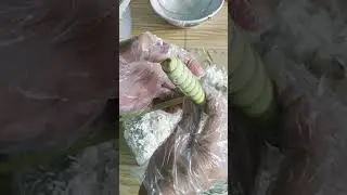 Lepet ketan bungkus janur ~ Endang Mengge