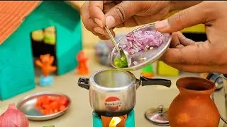 Miniature soyabin chawal tahri recipe|soyabin tahri|mini cooking me|chawal ki tahri|
