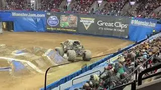 Nitro Menace Donuts-Monster Jam Portland Oregon 2022-Show 3