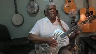 🎸 Slide Guitar Lesson - Cross Road Blues: Performance - Rev. Robert Jones