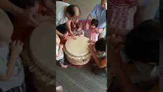 Little kids play Lion Dance Drum, Tanggu