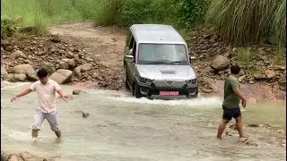 Scorpio offroad river crossing fail#butwal #highlights