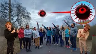TUTTI AVVISTIAMO MR SUN SPRUNKI HORROR NELLA FORESTA! 😱 *ci ha rapiti*