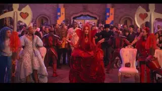 Descendants: The Rise of Red, The Queen of Hearts Coup