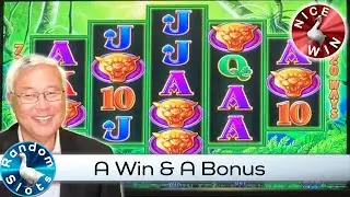 Prowling Panther Slot Machine Win & Bonus