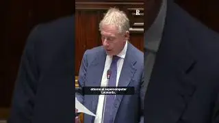 Lo scivolone sull'inglese del ministro Urso, traduce factory come fattorie