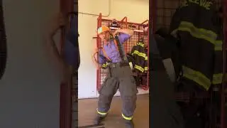 Blippi Visits a Firetruck