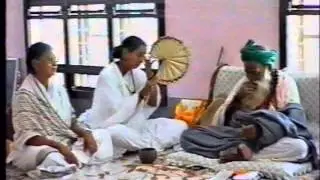 என்னதான் சிரிபோ இது யோகி ராமா | Ennadhan Siripo Ithu Yogi Rama | Divine Darshan | Rare Videos