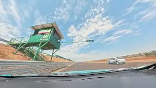Visitante no Raceville com piloto Thomas Cabrera - C&acirc;mera Frontal - Apenas Volta