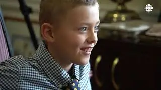 Un jeune de 9 ans rêve à la mairie