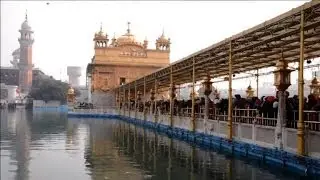 Sikhs celebrate holy day in India