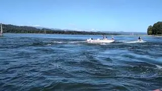 How not to tow a boat.