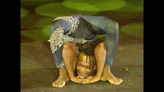 Circus FlicFlac 2020 Contortion Act Juma Kassel Germany