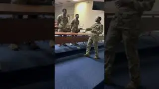 Как ведут себя сотрудники SF Cadres после обеда в технической школе.