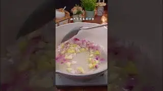 Many friends think that the fish head with chopped peppers is steamed  In fact, the fish head that i
